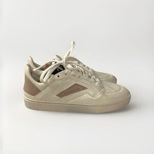 NWOT Thousand Fell Women’s White And Tan Laced Court Sneakers Size 6W